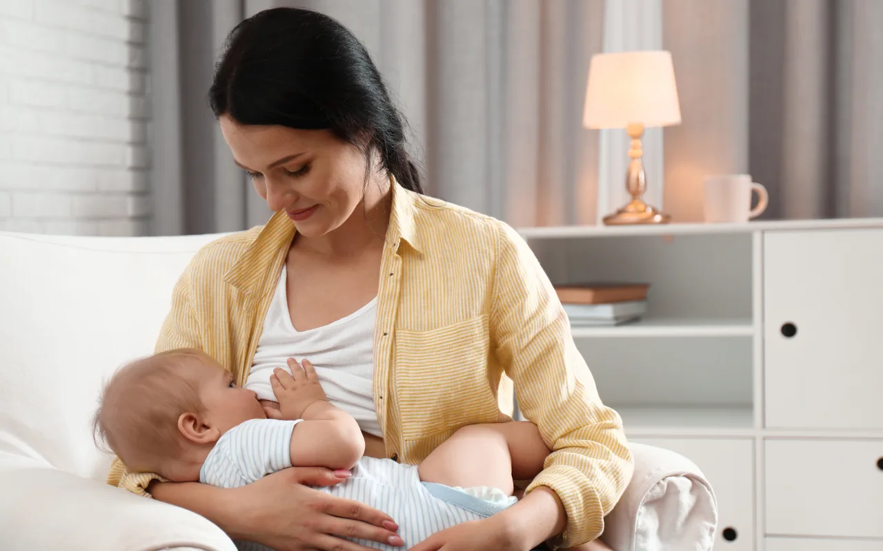 Saffron During Breastfeeding: Is It Safe? Complete Guide