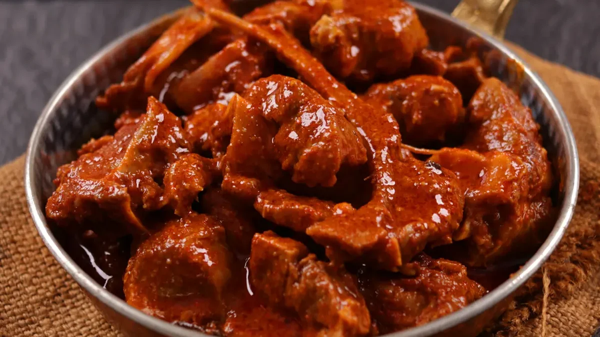 Traditional Kashmiri Rogan Josh with Premium Saffron